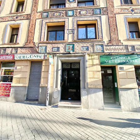 Piramides 1 Apartment Madrid Bagian luar foto
