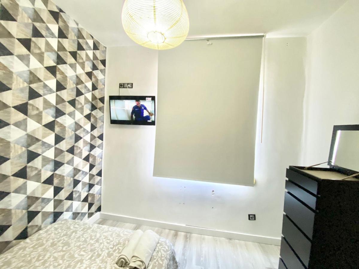Piramides 1 Apartment Madrid Bagian luar foto