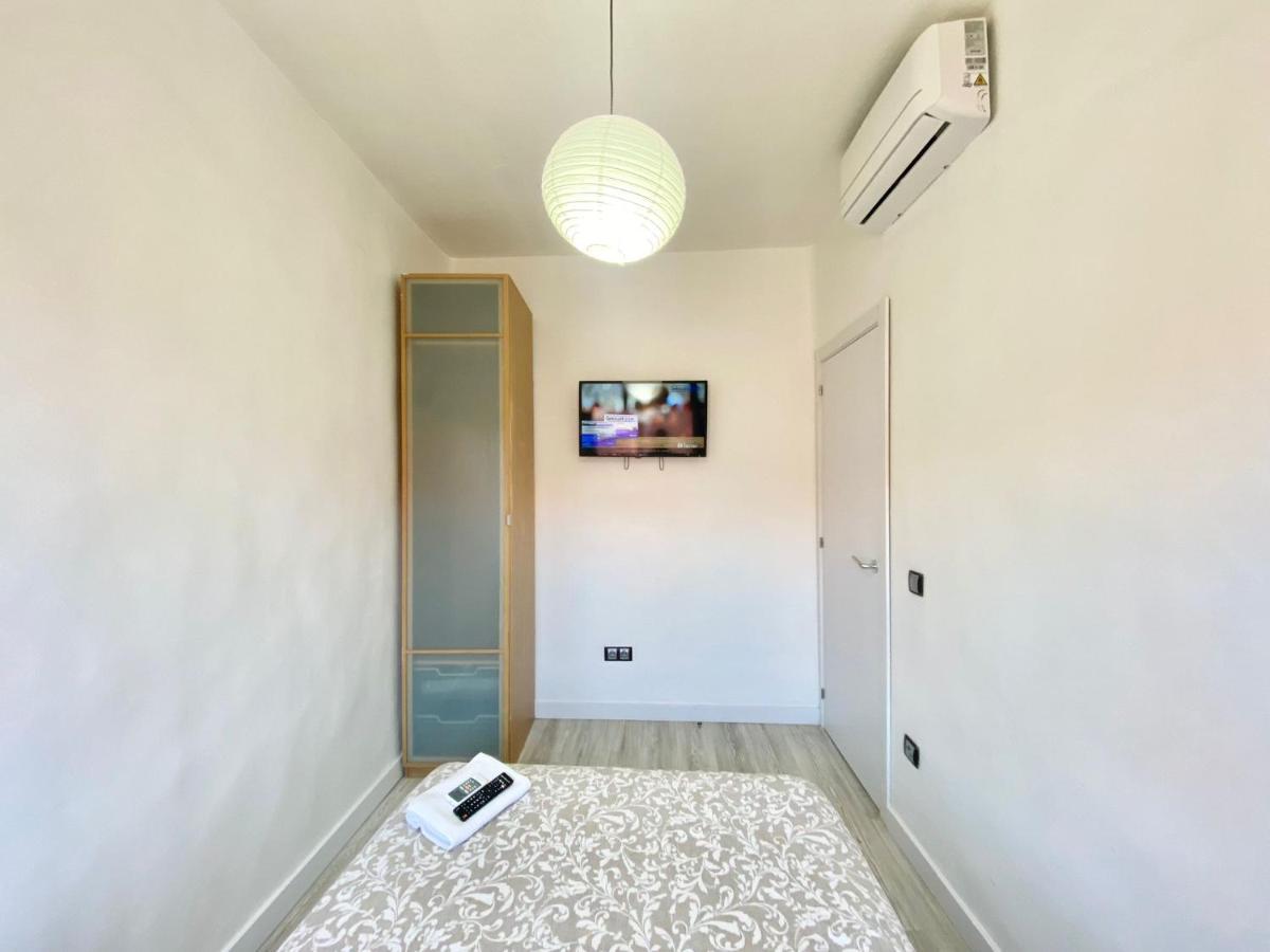 Piramides 1 Apartment Madrid Bagian luar foto