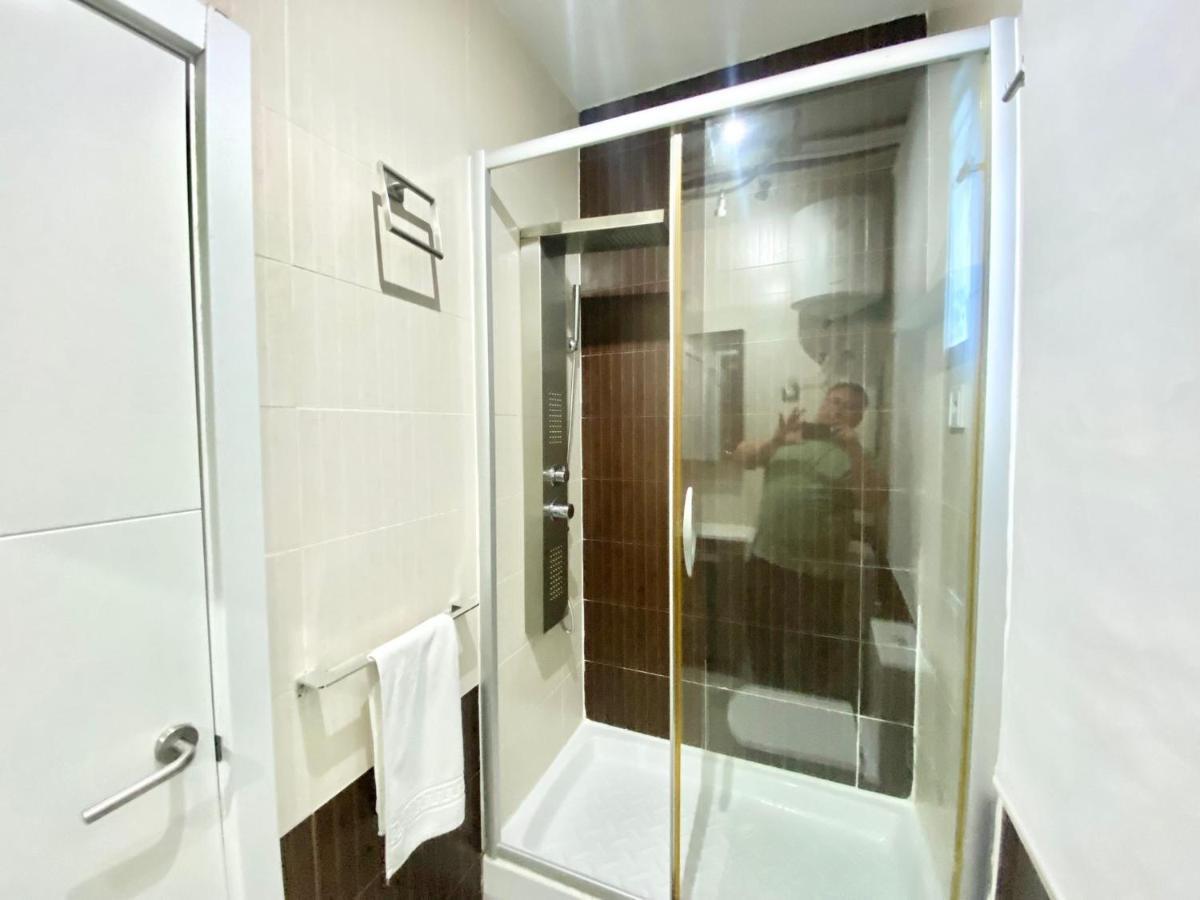 Piramides 1 Apartment Madrid Bagian luar foto