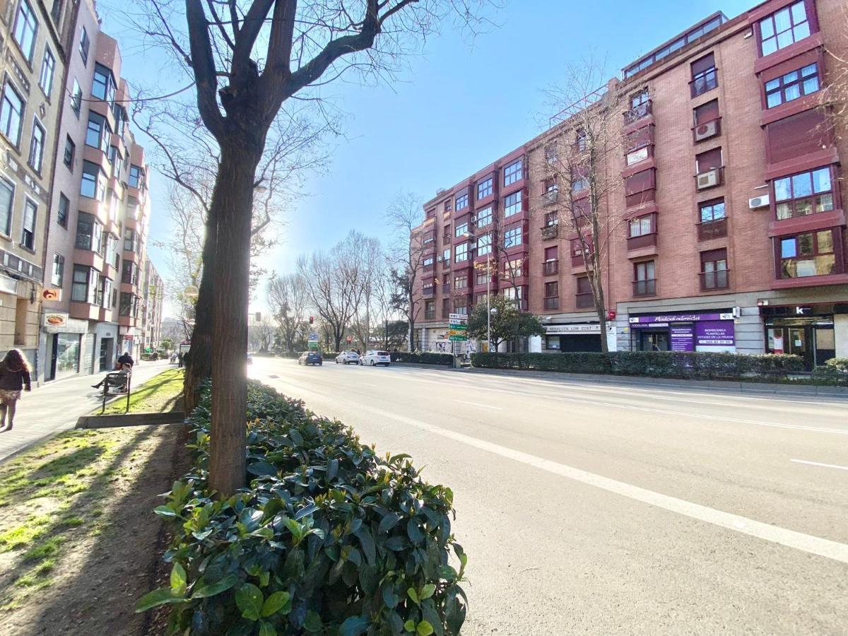 Piramides 1 Apartment Madrid Bagian luar foto